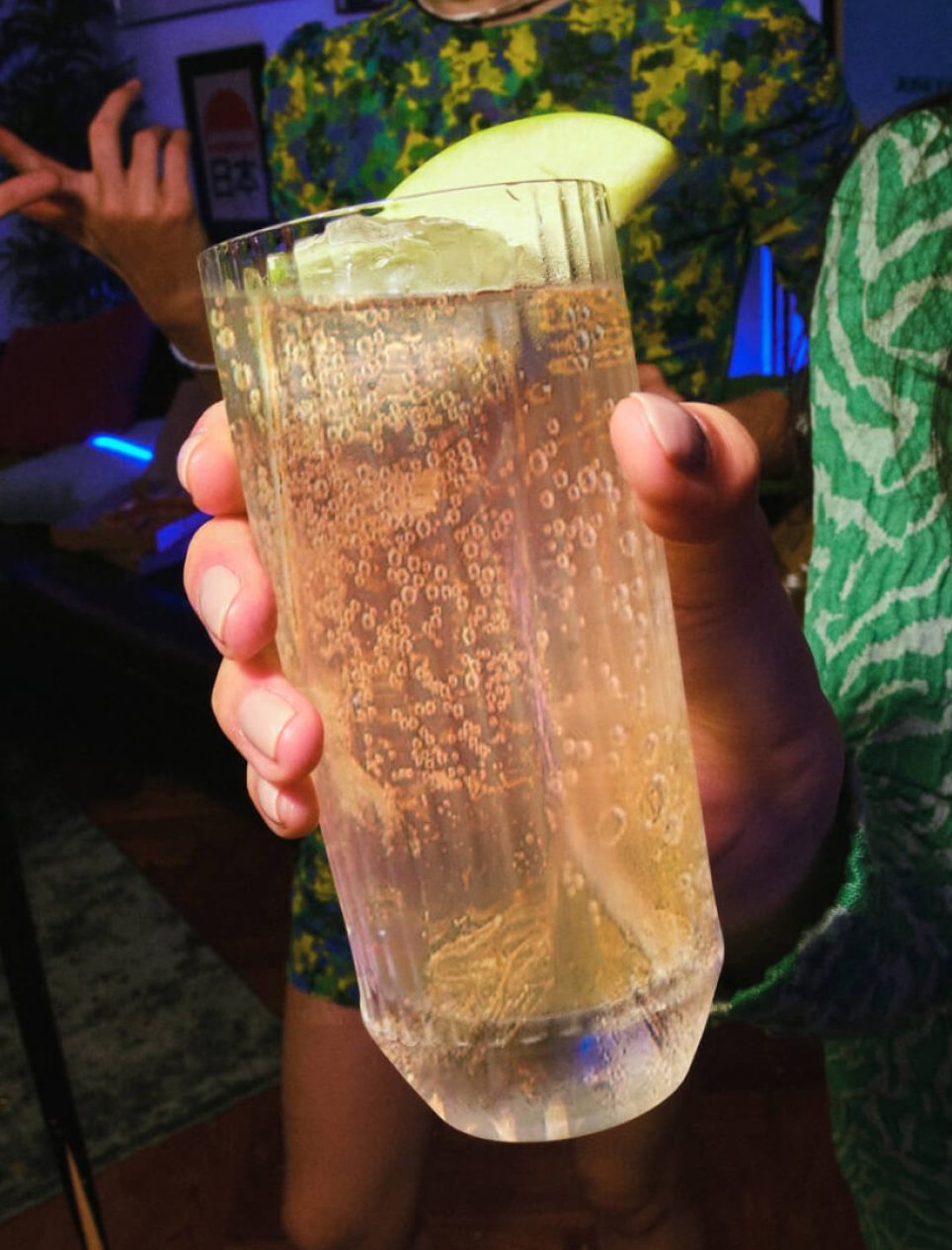 Chivas Regal Whisky Cocktail Apple Highball