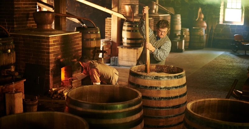Nguồn gốc ra đời Whisky có nhiều sự tranh cãi.