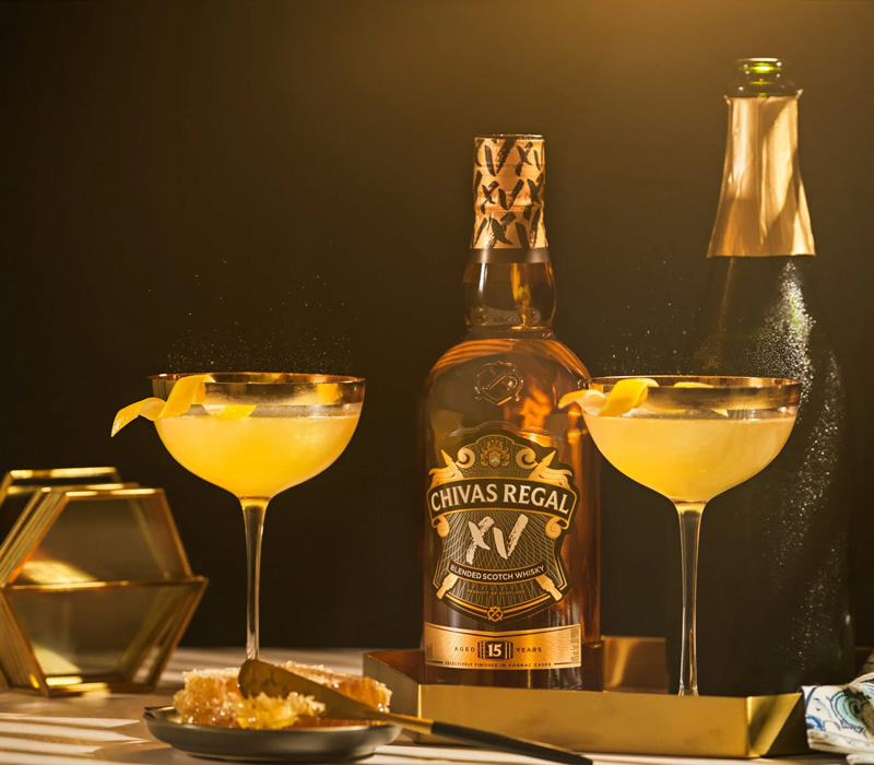Chivas Regal là thương hiệu nổi trội về dòng rượu Scotch Whisky pha trộn.