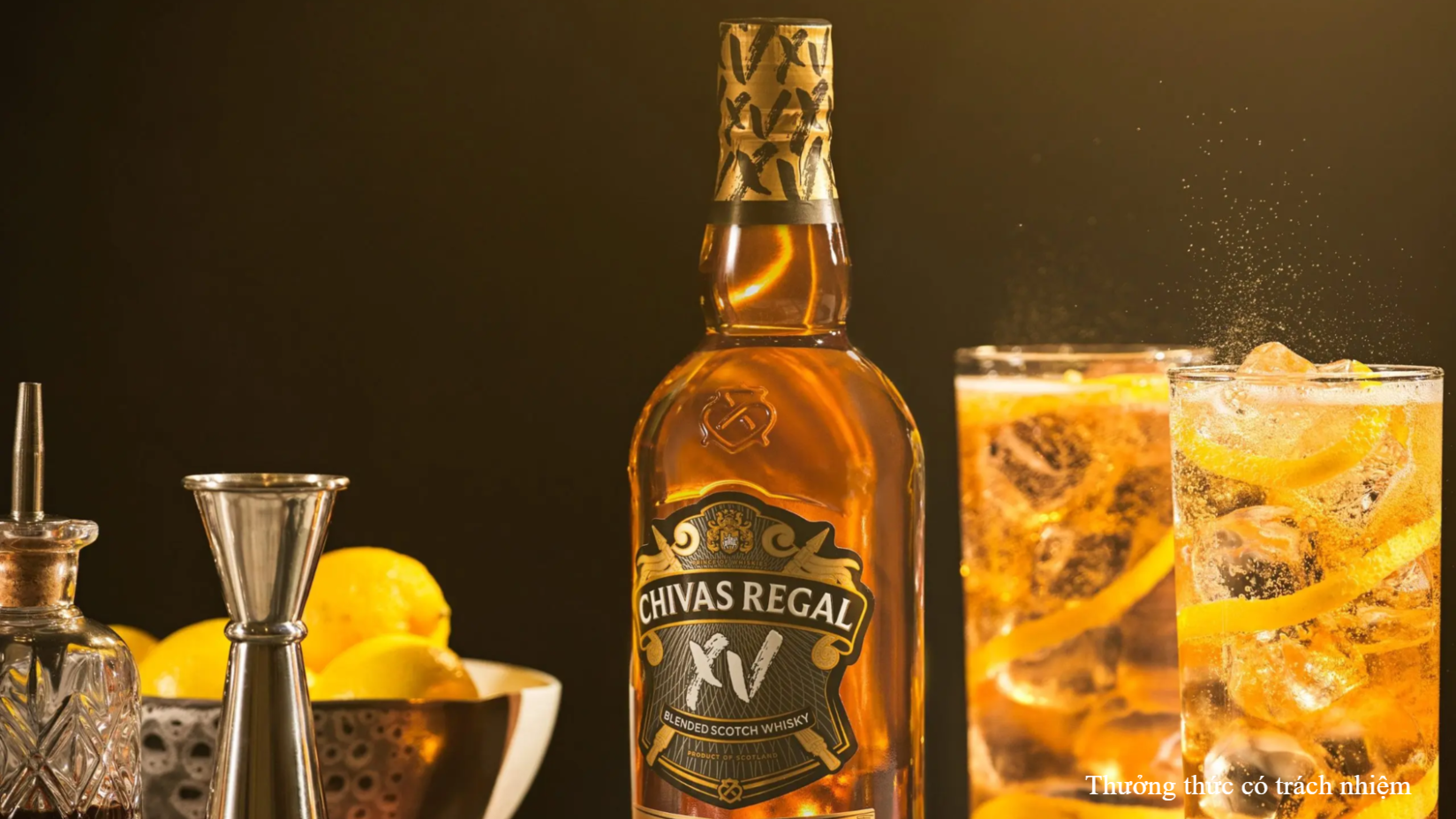 Rượu Whisky đơn cất sau khi phối trộn với nhau cần được ủ thêm một thời gian.