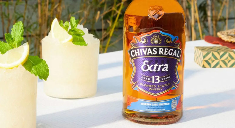 Chivas Extra 13 Bourbon phù hợp cho những bữa tiệc và những buổi tụ họp gia đình.
