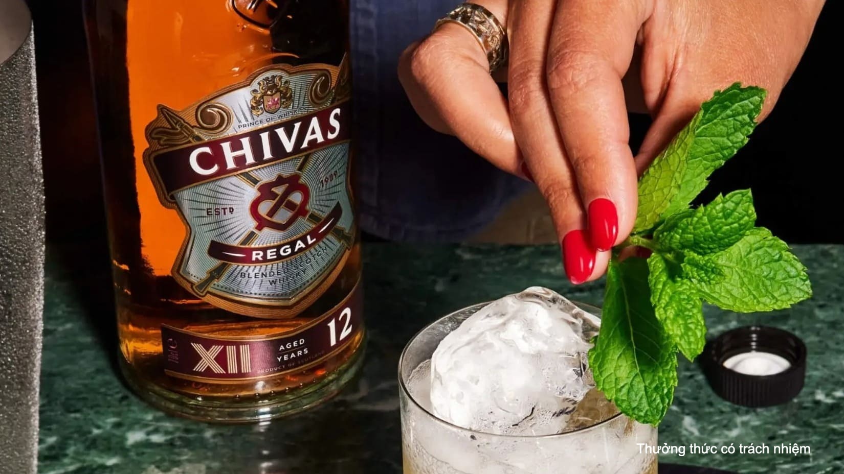 Cần nắm bắt quy cách đóng gói rượu Chivas 12 để có kế hoạch mua sắm và sử dụng hợp lý