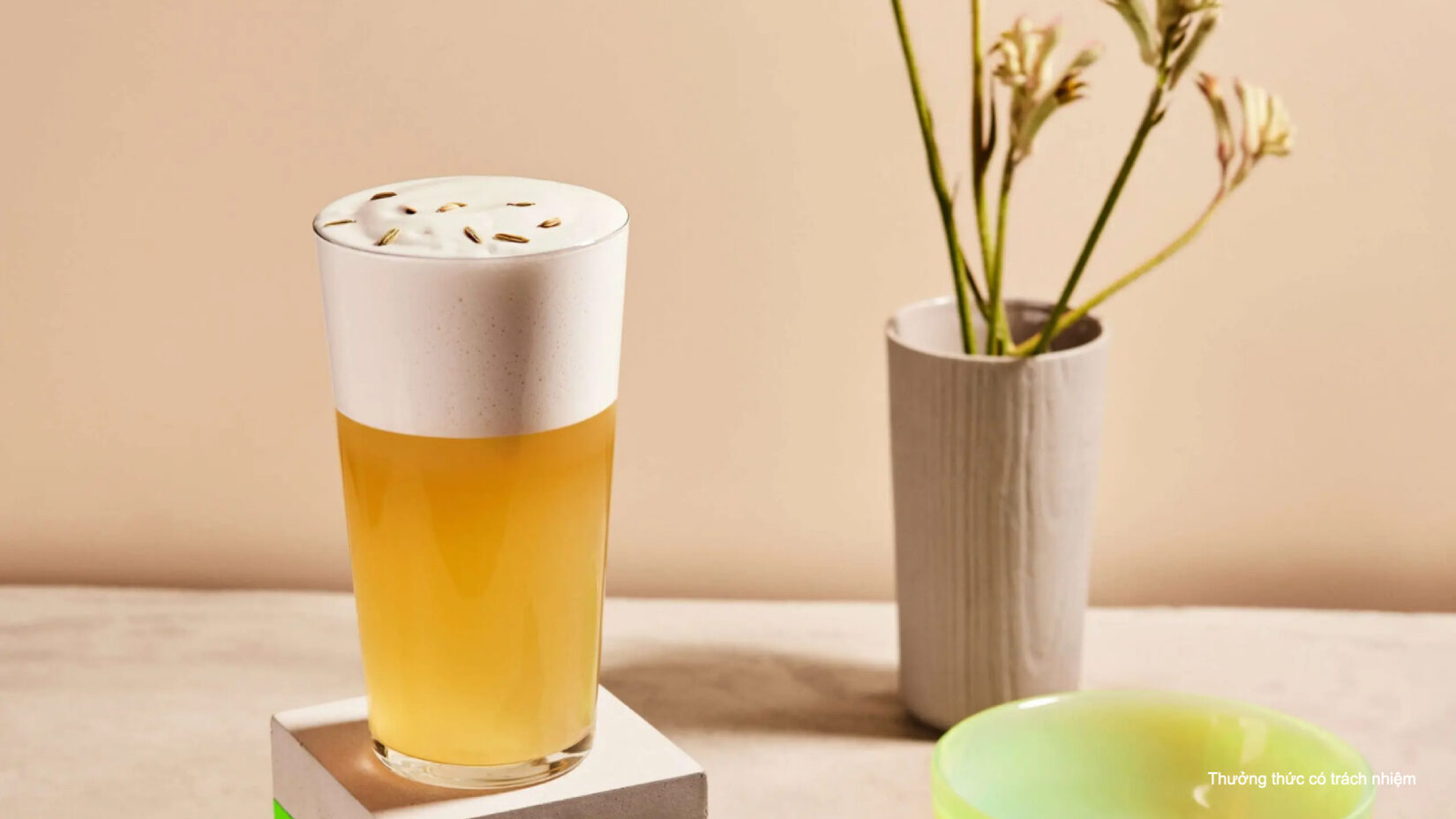 Chanh xanh giúp vị cocktail trở nên dịu hơn.