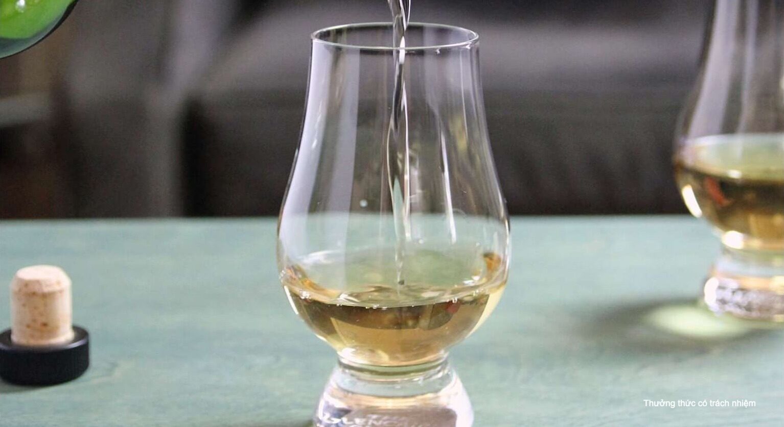 Ly Glencairn có hình dáng tương tự nụ hoa Tulip