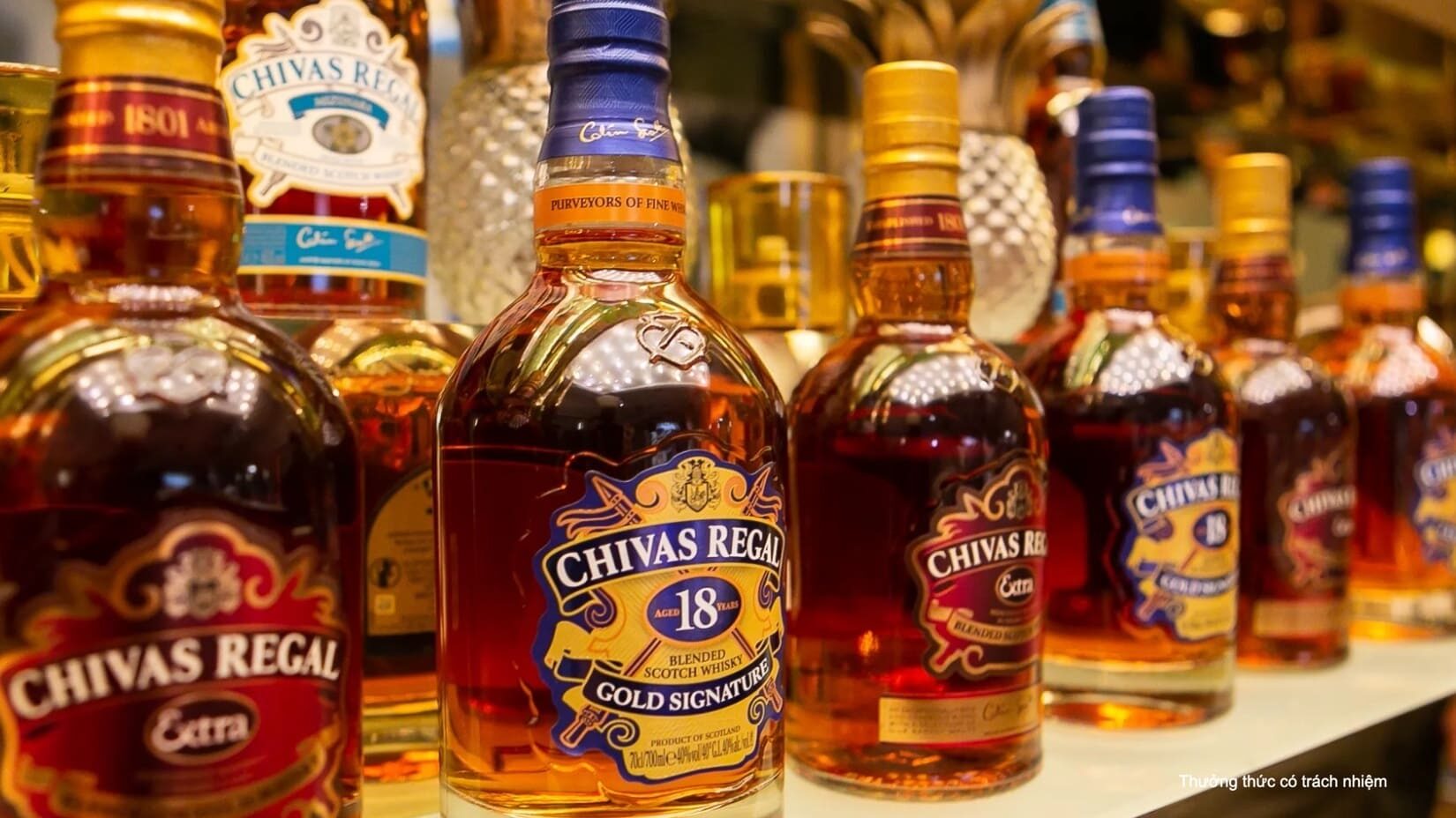 Với nồng độ cồn trung bình từ 40 - 45%, Whisky là thức uống phù hợp với nhiều người