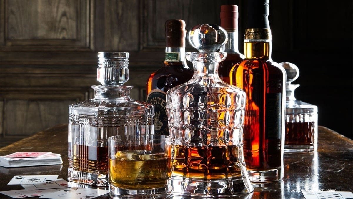 Whisky là một trong những loại rượu mạnh phổ biến