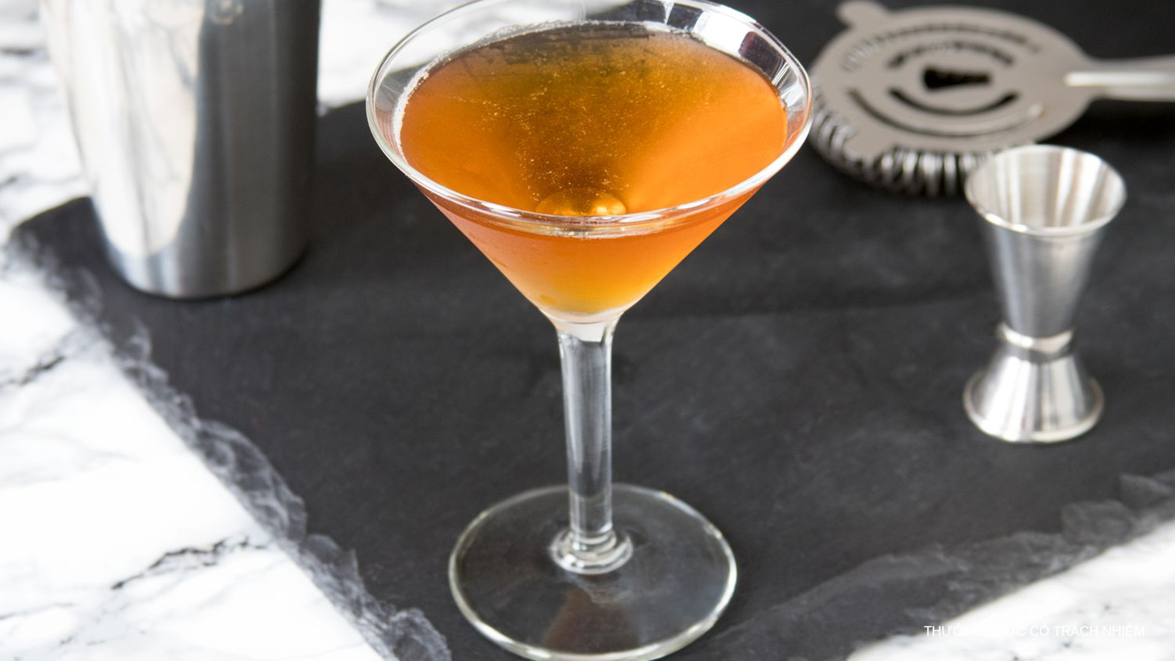 Công thức cocktail mang hương vị đậm đà, gợi nhớ những điều xưa cũ.