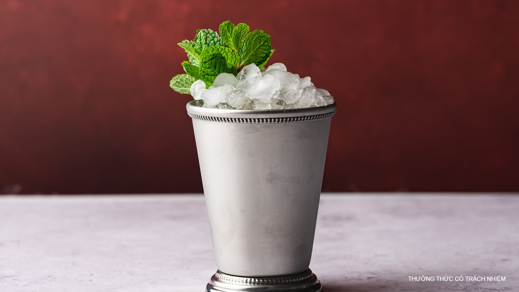 Mát lạnh, sảng khoái trong những ngày hè cùng ly Mint Julep.