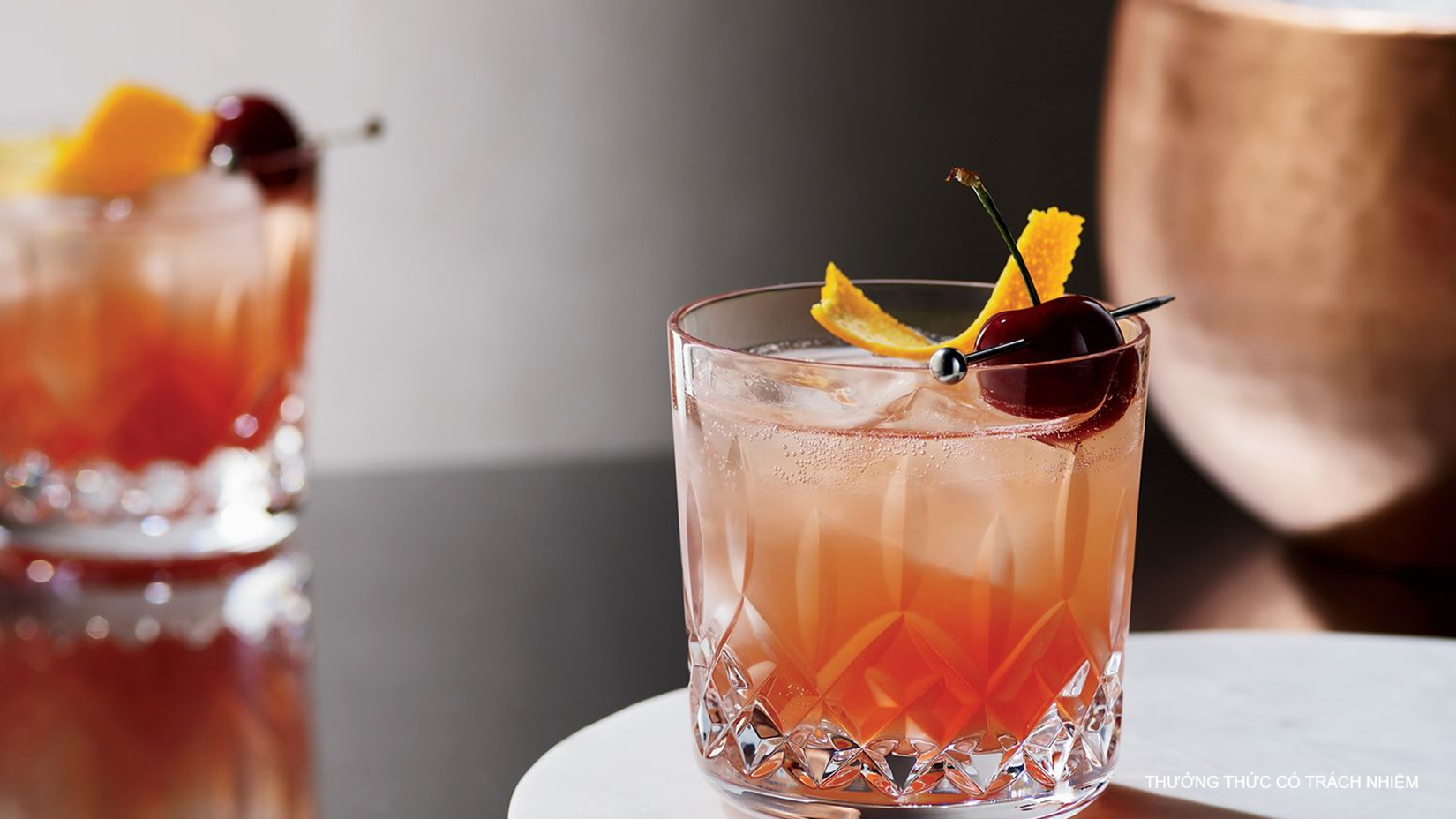 Old Fashioned cổ điển, đậm đà hương vị Whisky.