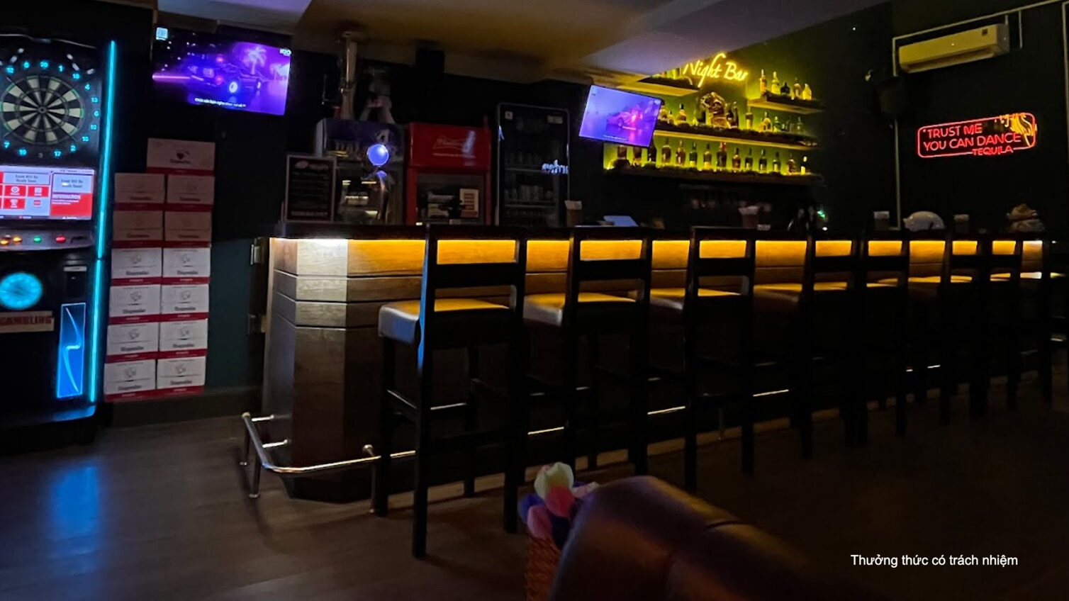 NIGHT BAR dành cho những tín đồ yêu thích âm nhạc và không khí sôi động