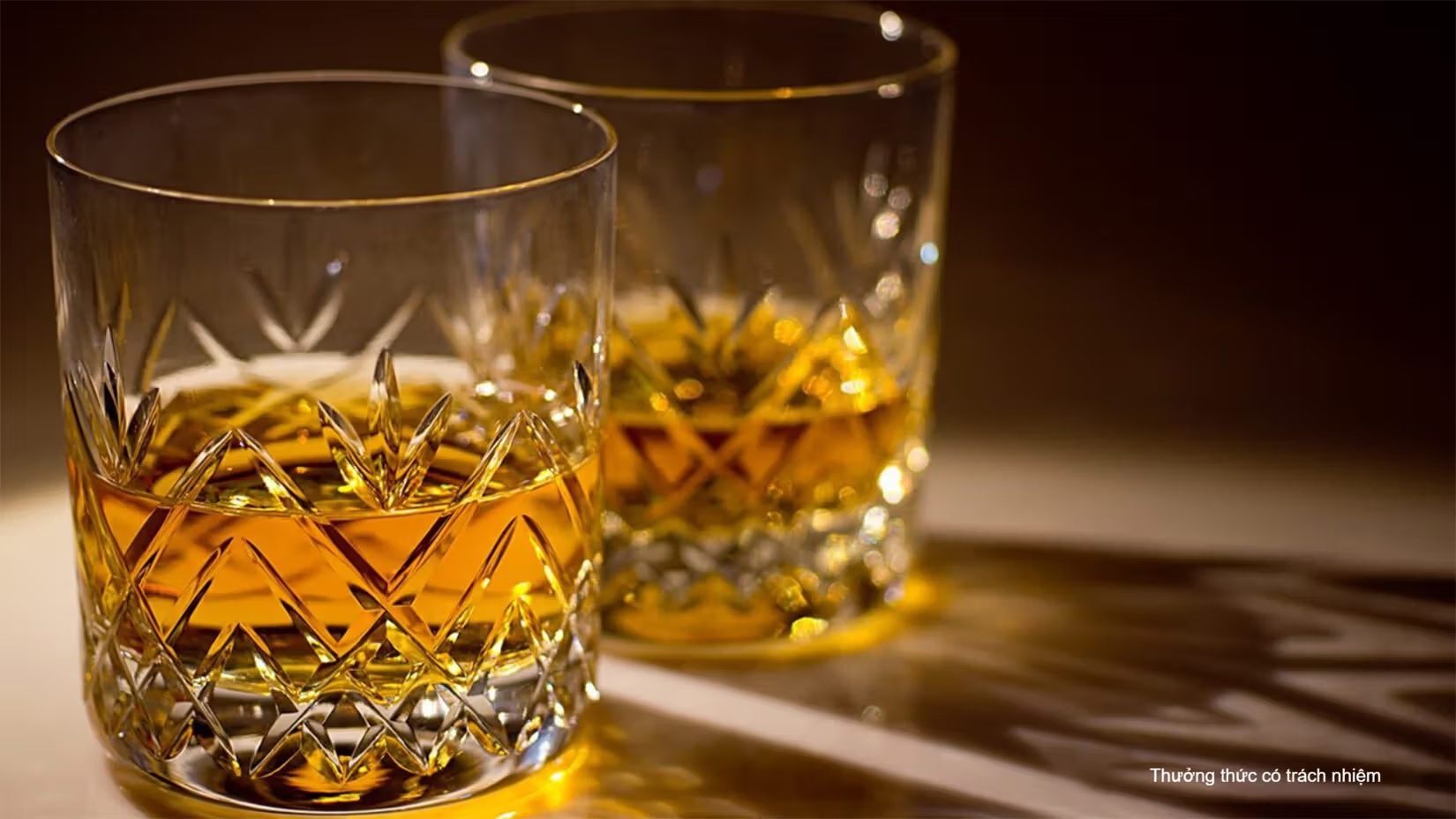 Jim Beam White Label – Dòng Bourbon Mỹ cổ điển