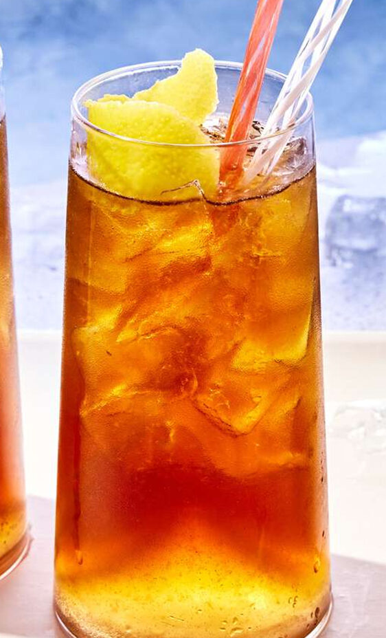 Long Island Iced Tea có vị cay, đắng, chua, ngọt hòa quyện một cách hoàn hảo.
