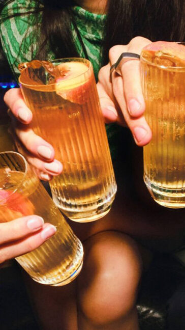 Peach Highball Whisky Cocktail Chivas Regal